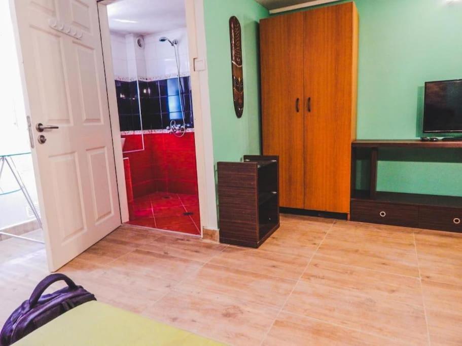 Top Center Studio 1 Софія Екстер'єр фото